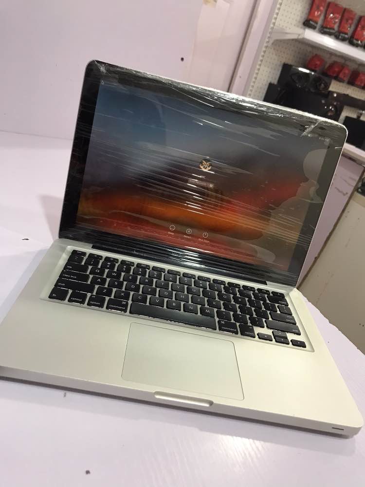 MacBook Pro 2011 core i5 image - mobimarket