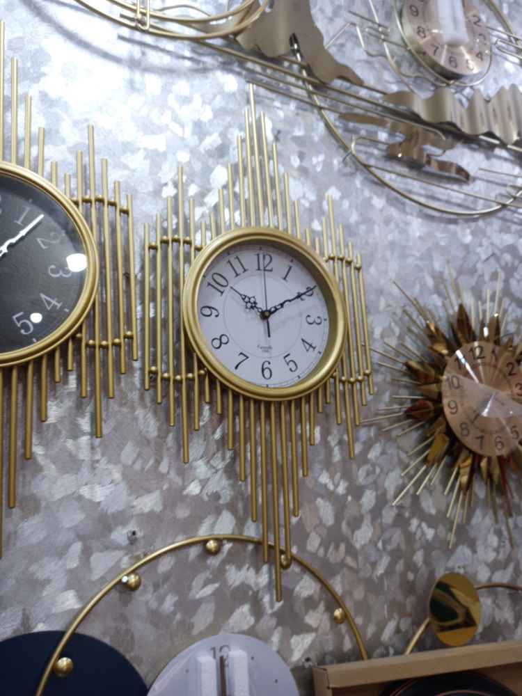 Punode Wall clock image - mobimarket