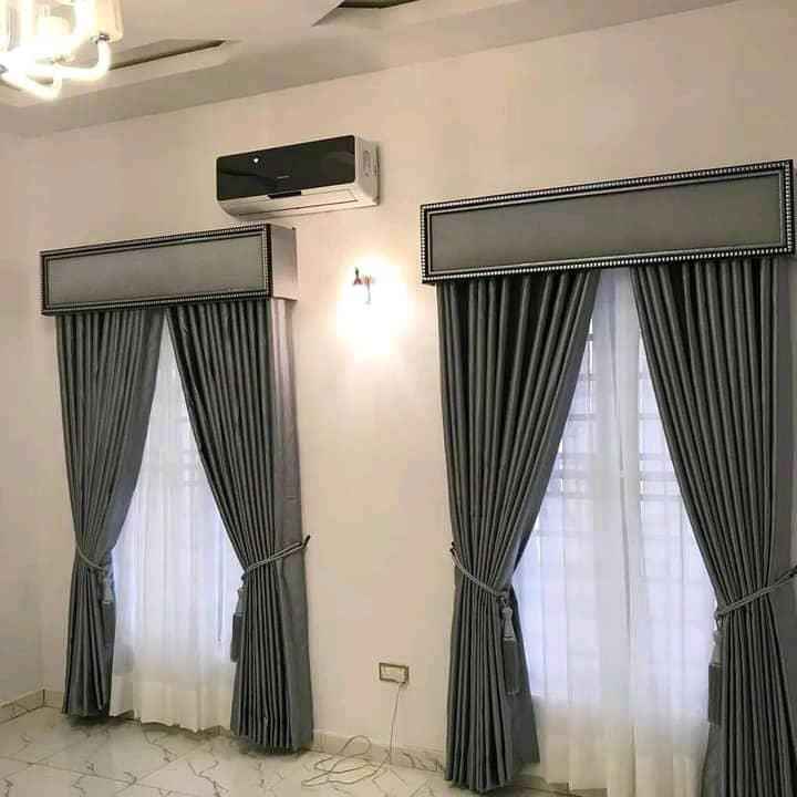 Curtains, Each Window with Board image - Mobimarket