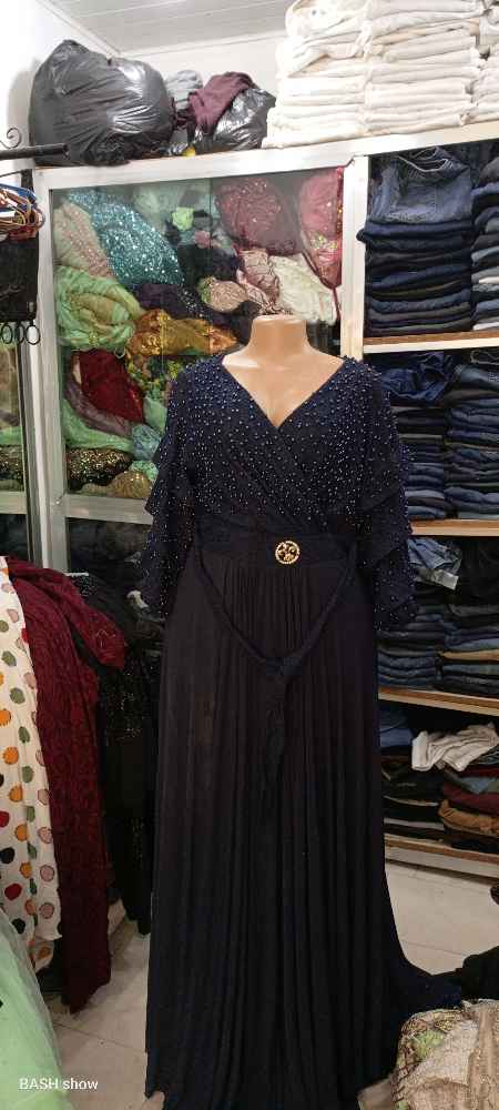 Ladies gown image - Mobimarket