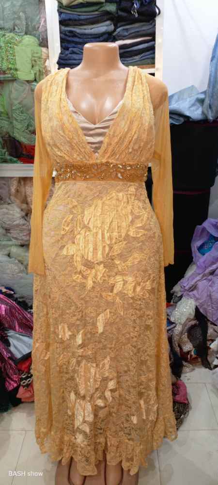 Ladies gown image - Mobimarket