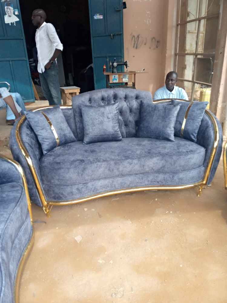 Quality sofa set image - mobimarket