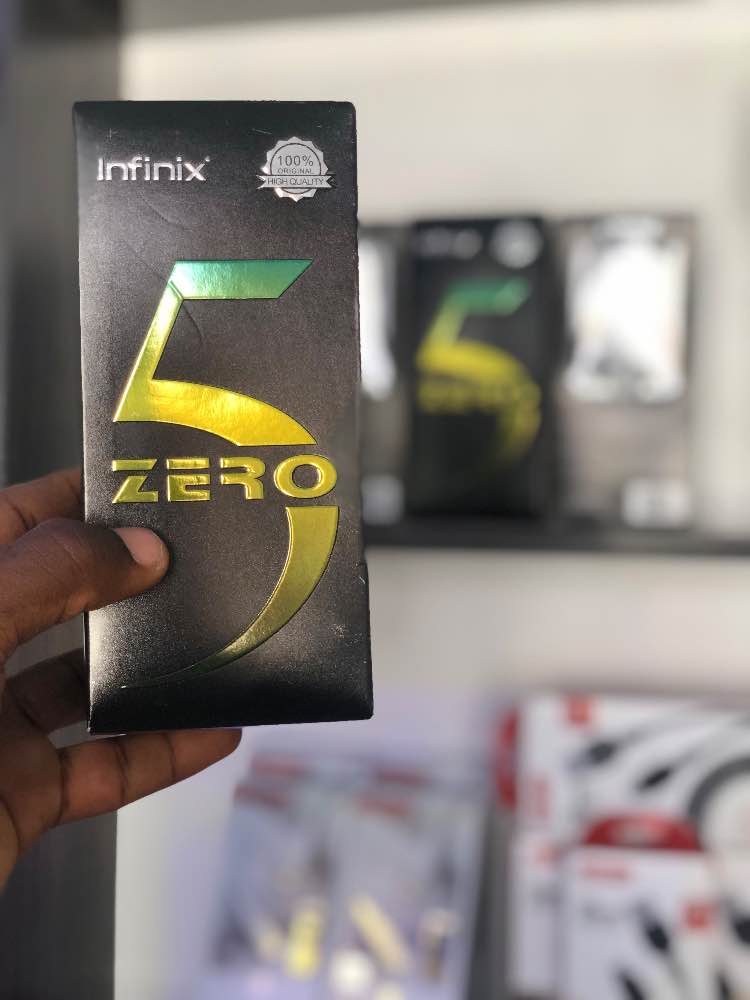 Infinix Zero charger image - Mobimarket
