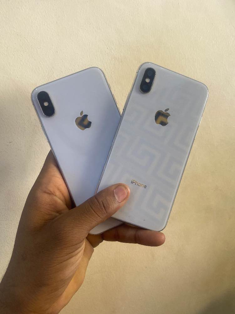 Clean used iPhone X 64gb image - Mobimarket