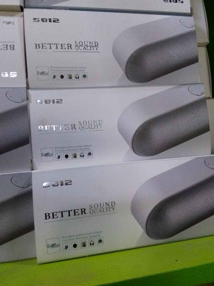 S812 Battery sound quality speaker image - Mobimarket