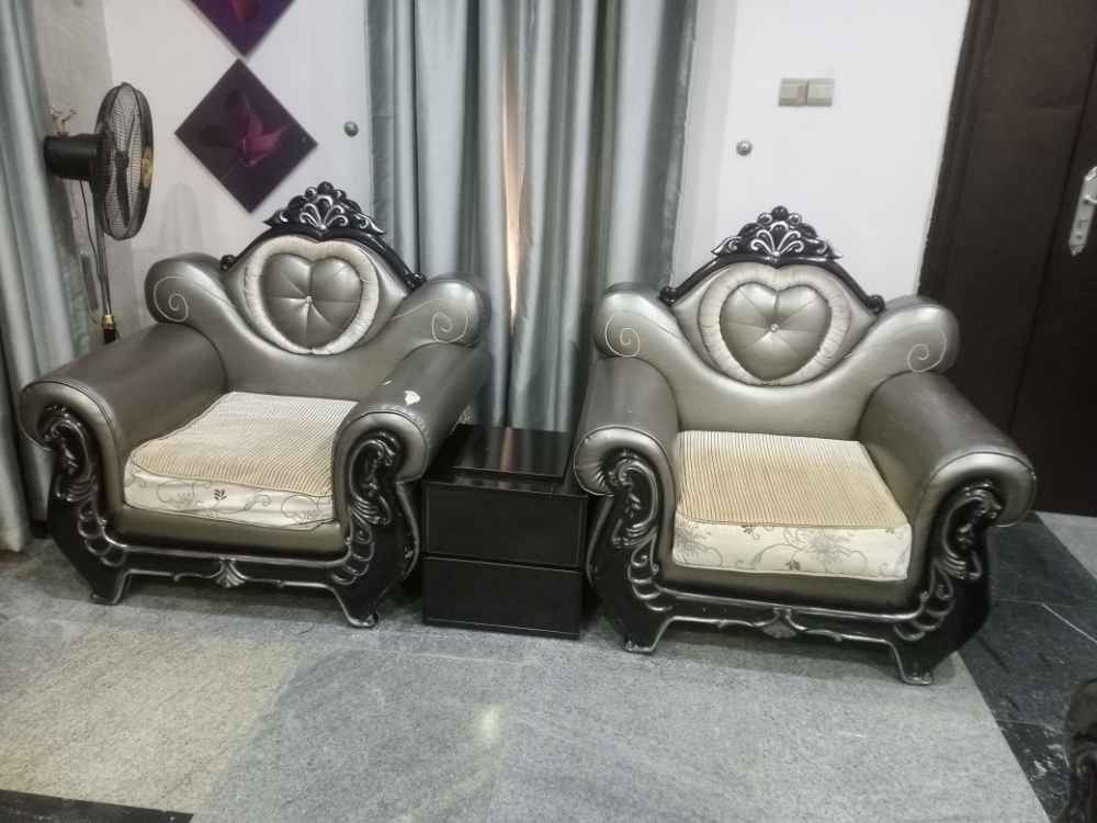 Set of chair and do single image - mobimarket