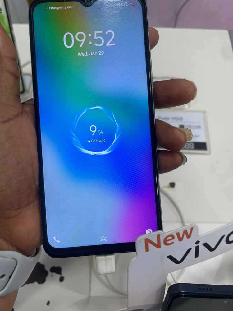 Vivo Y03 [4gb ram +128gb rom] image - mobimarket