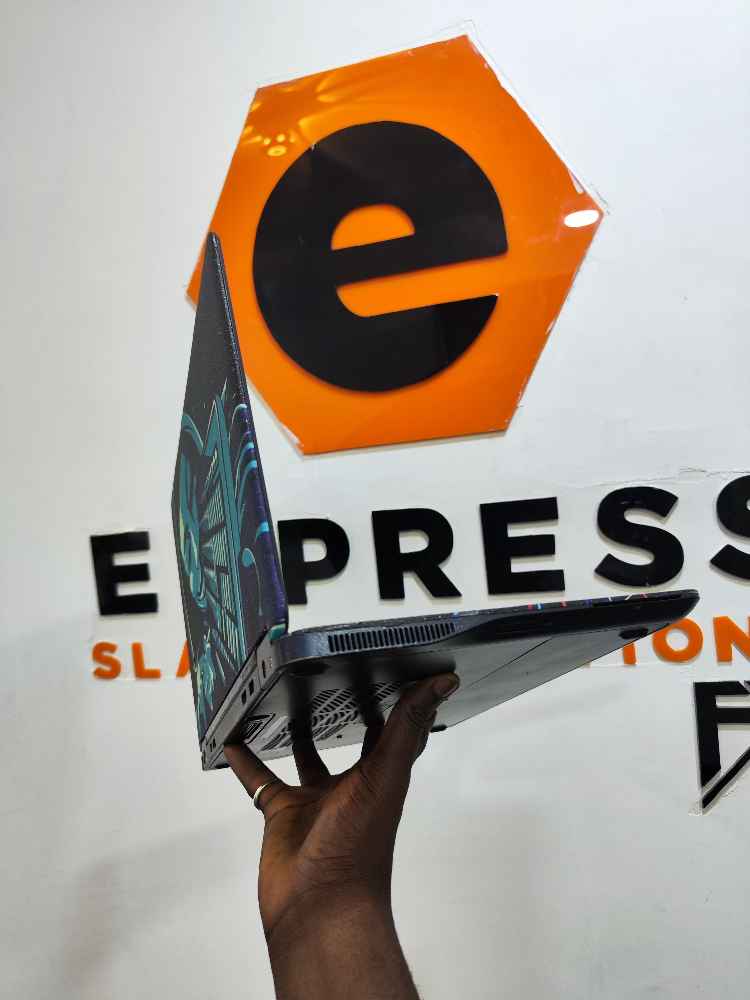 Dell Latitude 7450 image - mobimarket