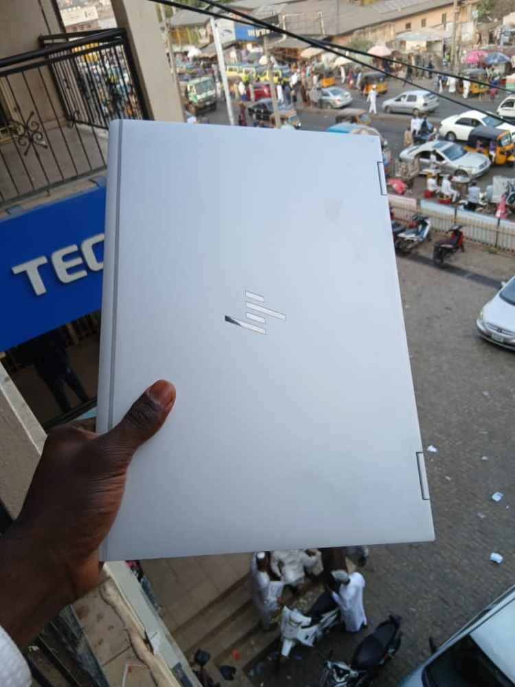 HP EliteBook 1030 G2 image - Mobimarket