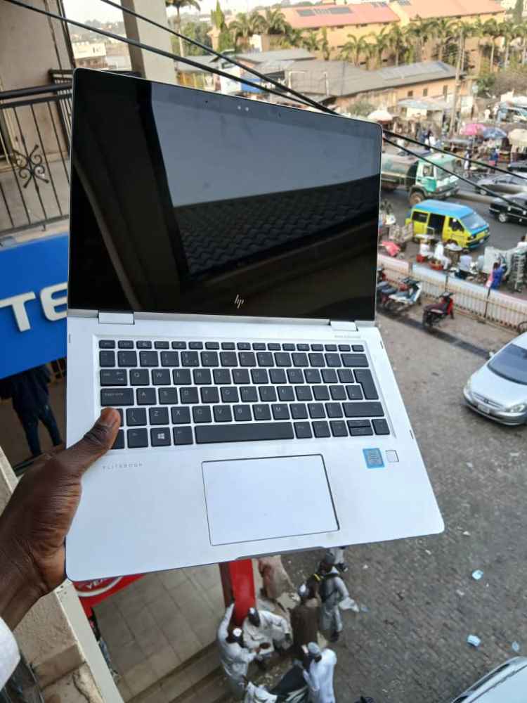 HP EliteBook 1030 G2 image - mobimarket