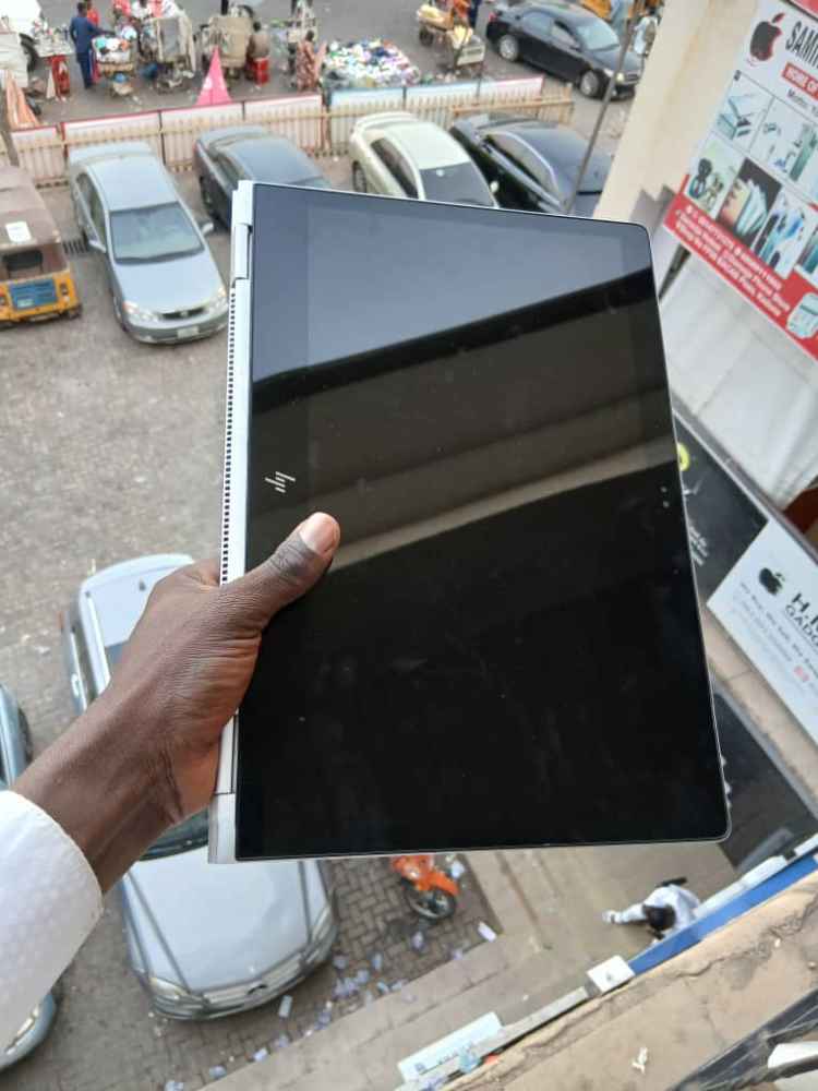 HP EliteBook 1030 G2 image - mobimarket