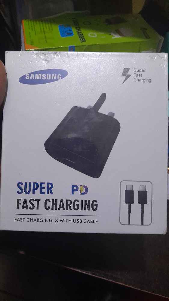 Type C-C Fast Charger image - Mobi market