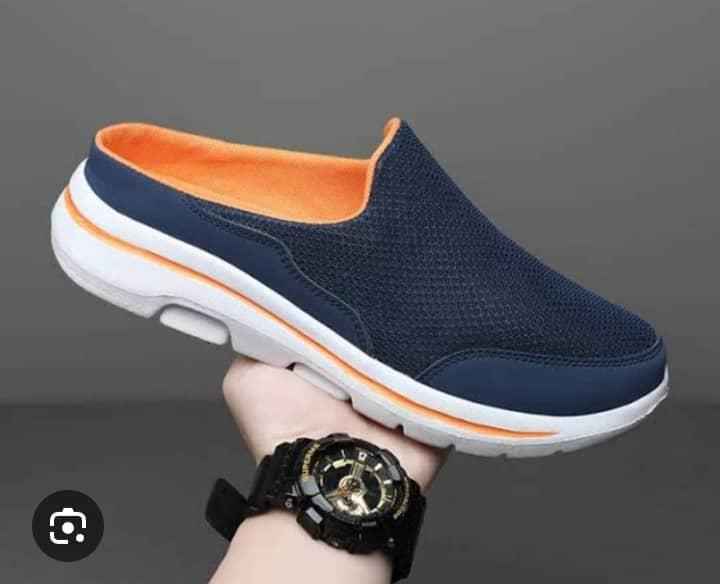 Sketchers half cover image - mobimarket