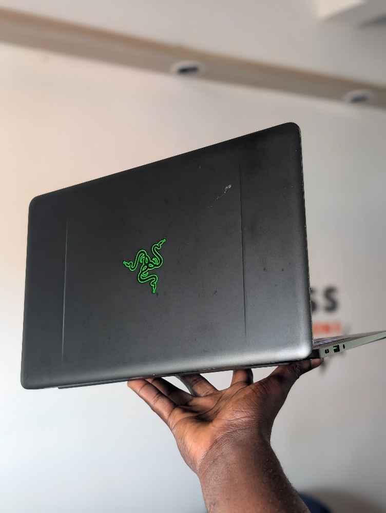 Razer Blade Stealth 17 image - Mobimarket