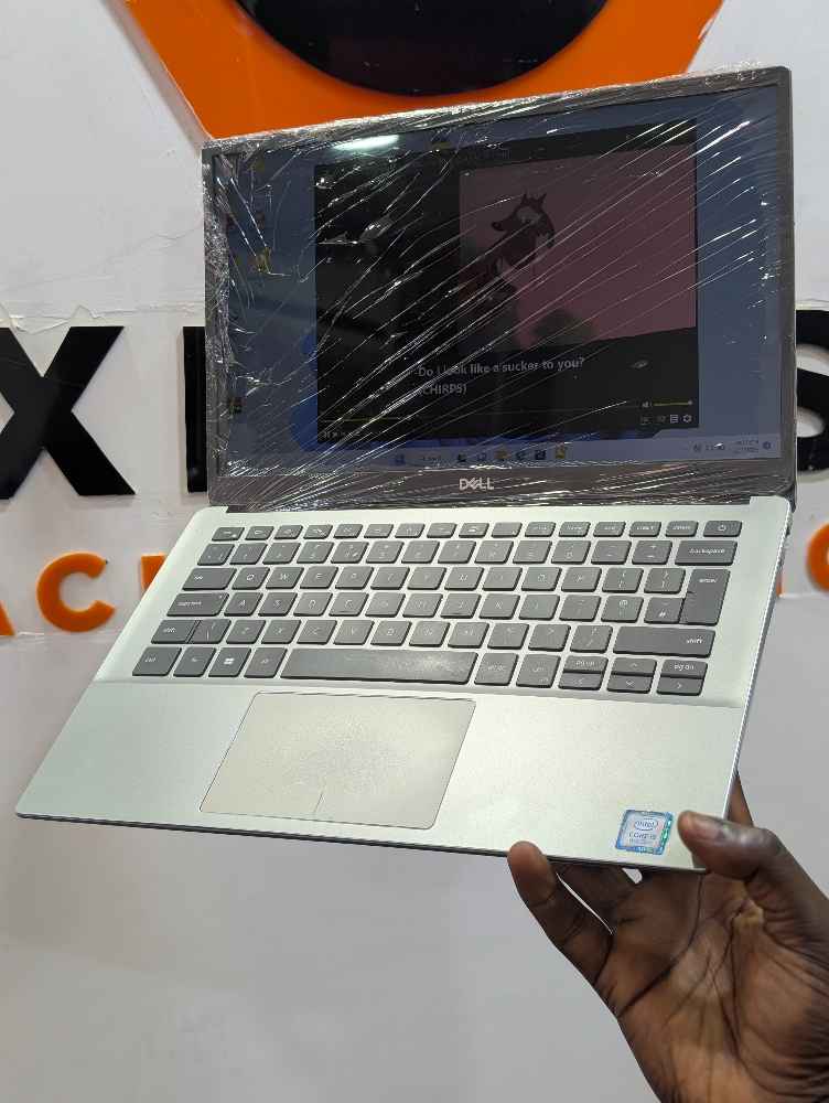 Dell latitude 3301 image - mobimarket