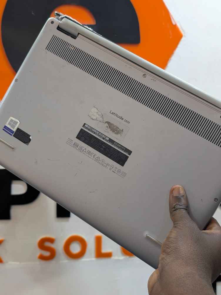 Dell latitude 3301 image - mobimarket