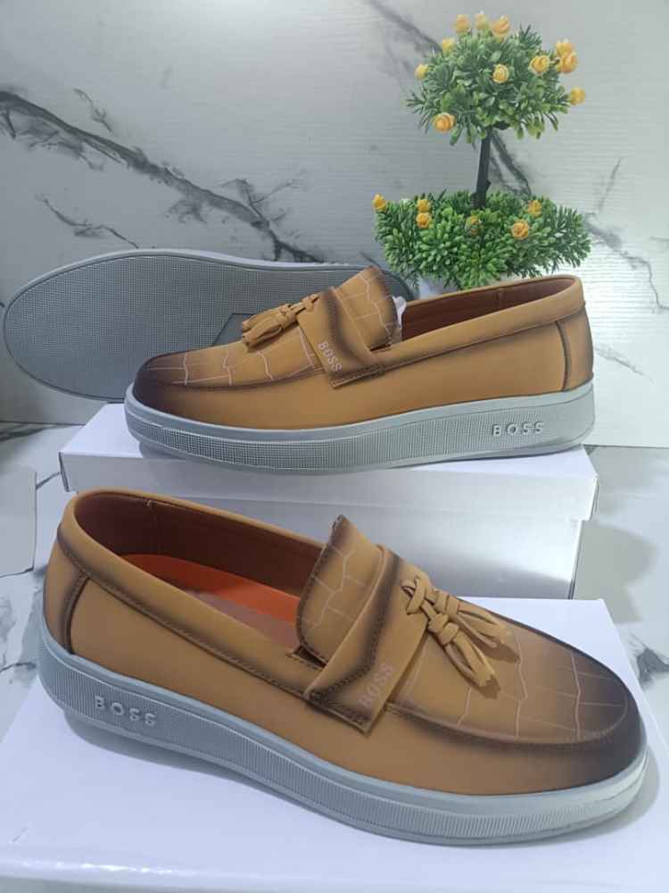 Shoe image - Mobi market