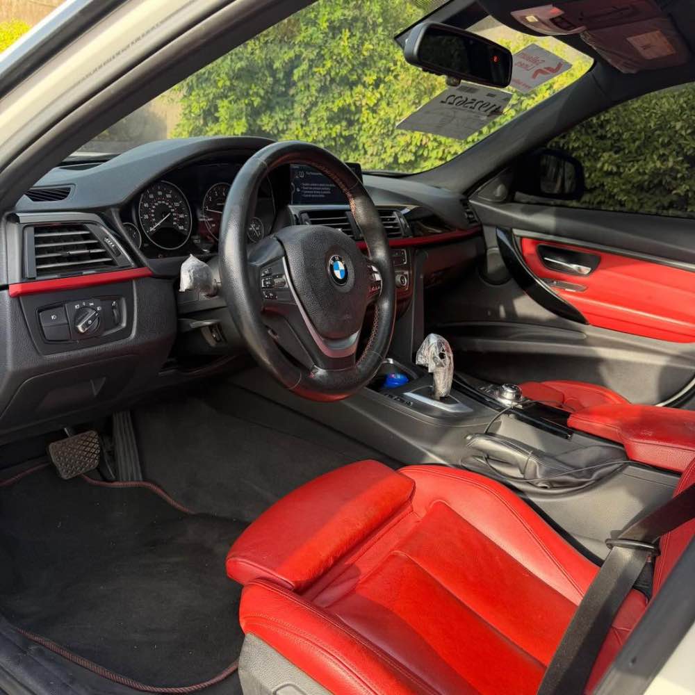 BMW F30 image - mobimarket