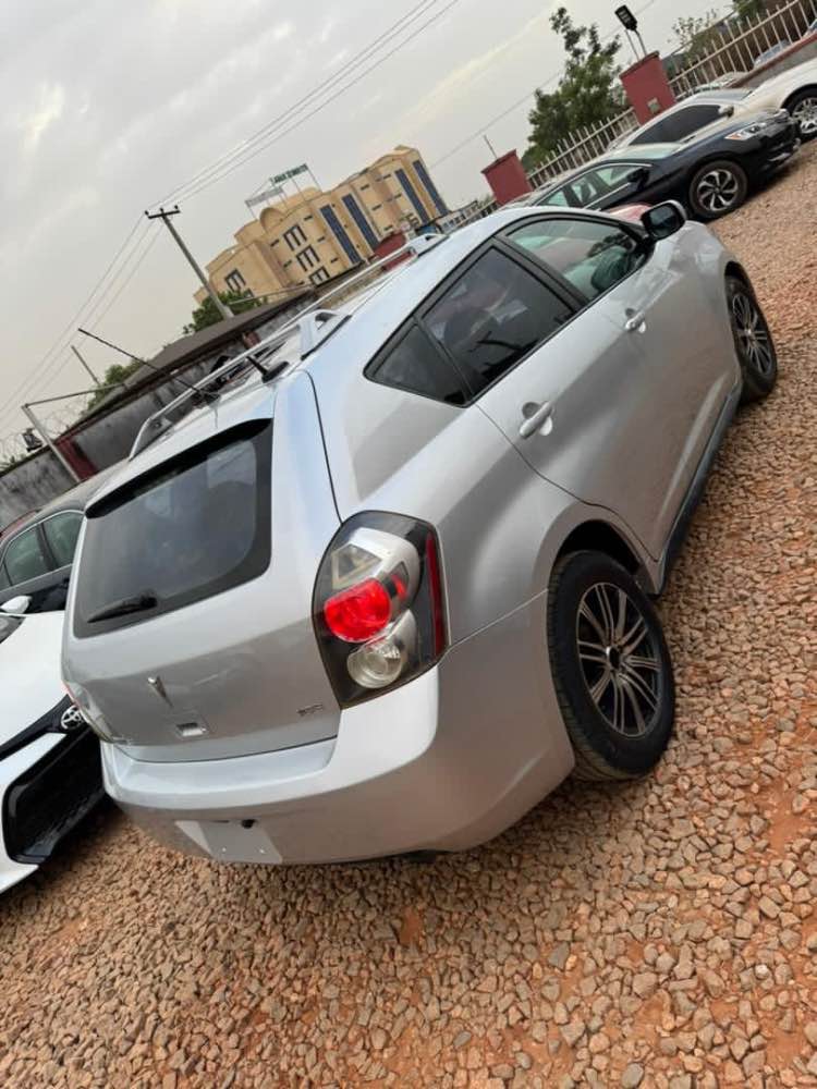 PONTIAC VIBE 2010 image - mobimarket