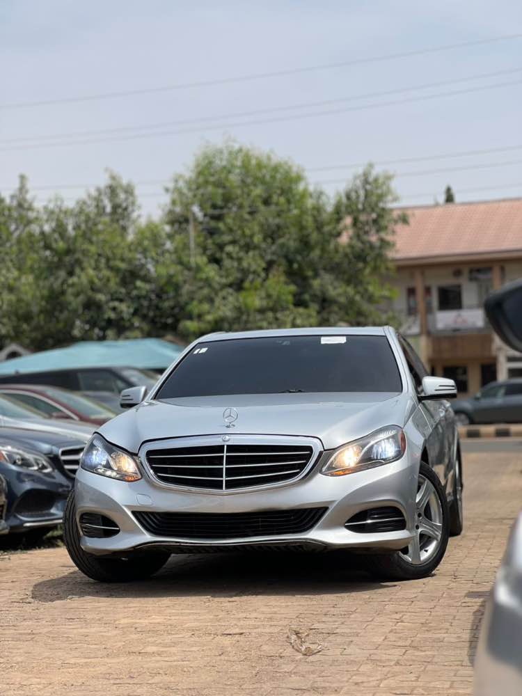 Mercedes Benz image - Mobi market