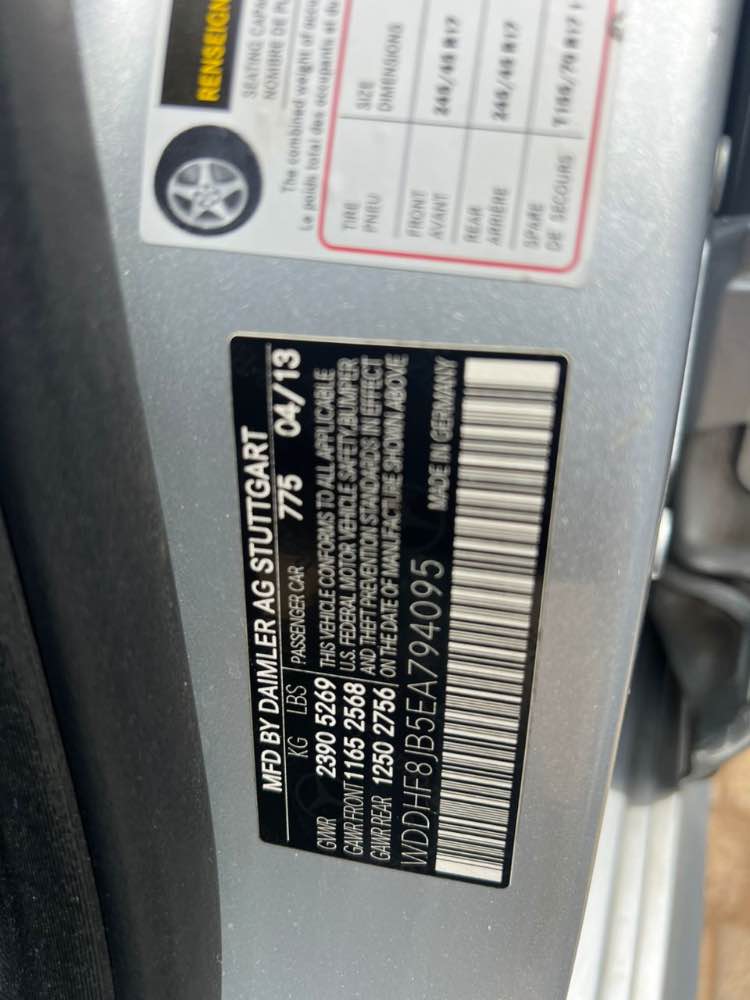 Mercedes Benz image - mobimarket