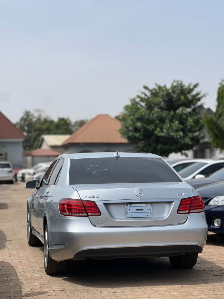 Mercedes Benz image - mobimarket