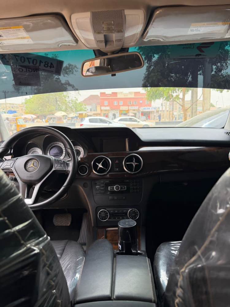 Mercedes Benz GLK image - Mobi market