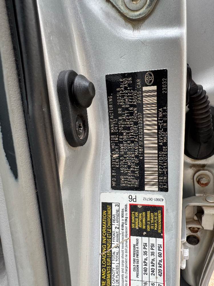 TOYOTA CAMRY image - mobimarket