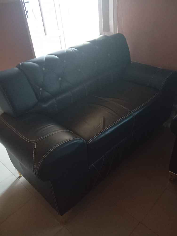 Set of leather chair image - Mobi market