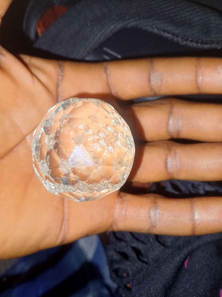 Crystal diamond image - Mobi market
